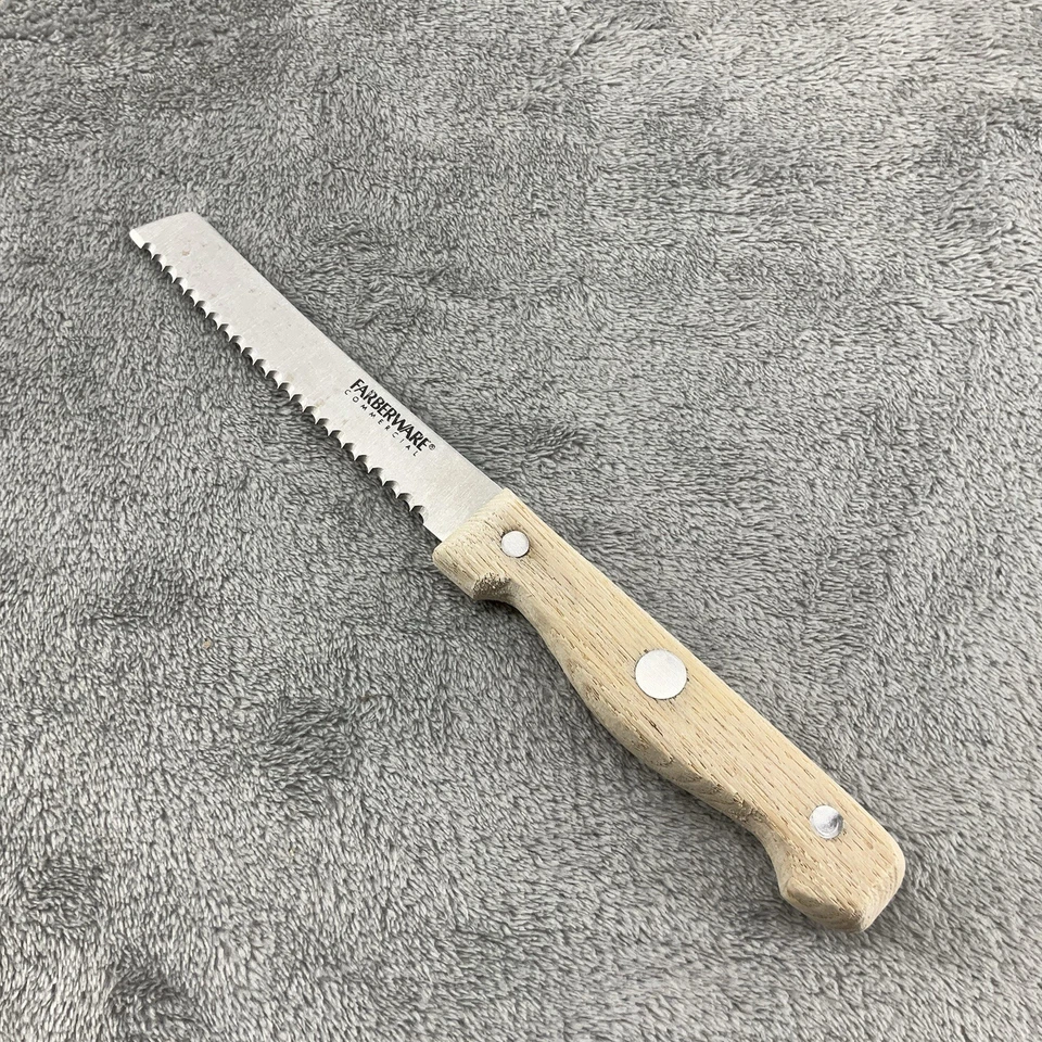 "Cuchillo para pan FarberWare vintage hoja de 4,5"" borde dentado mango de madera" Foto 1 de 4