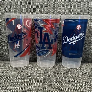 LA Los Angeles Dodgers Plastic Beverage Cup Lot Of 3 18oz Cups MLB Baseball Beer - Picture 1 of 12