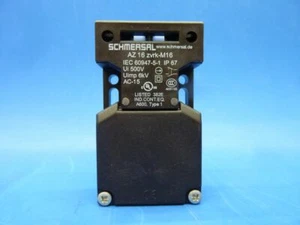 Schmersal AZ 16 zvrk-M16 Safety Module AZ16zvrkM16 - Foto 1 di 1