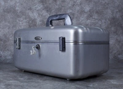 Before Zero Halliburton 50 年代复古美容盒容器铝制化妆品  — 第 1/4 张图片