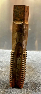 Greenfield 1 1/2 6 NC Pipe Tap - Image 1 of 4