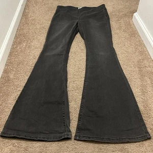 Free People Jeans 31 Gray Pull On Bell Bottoms Charcoal Wash Penny Pull On - Picture 1 of 7