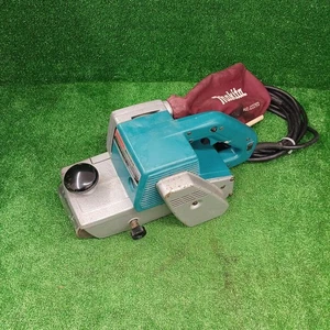 Lijadora De Banda Eléctrica Makita Modelo 9402 - Imagen 1 de 5