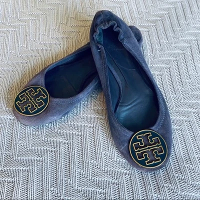 Zapatos planos Reva de gamuza morada Tory Burch Foto 1 de 4