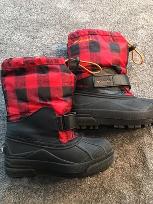 Botas de neve Columbia feminina tamanho 13 xadrez vermelho com solas grossas de borracha - Imagem 1 de 4