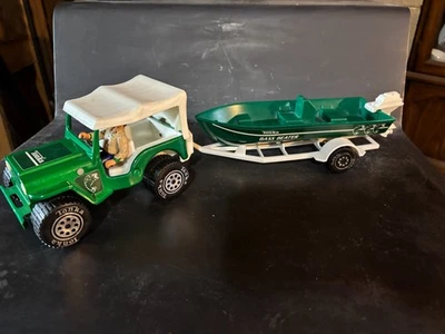 Mini Tonka / Play People:  Bass Beater Jeep, Trailer, & Fishing Boat w/ Figure - Image 1 of 4
