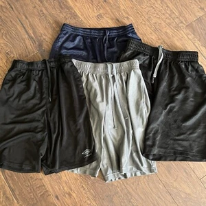 4 Boy’s Small (28-30) Athletic Shorts. Starter, Umbro And Athletic Works. - Picture 1 of 10