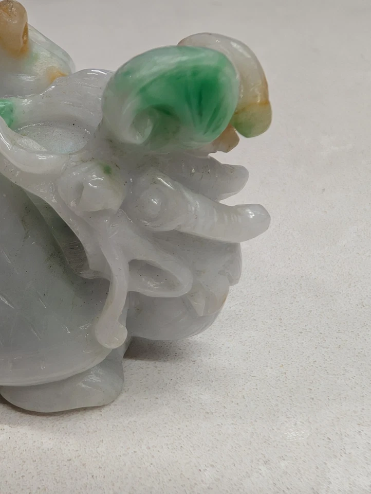 Miniatura Ruyi Dragón Tortuga Pez, Jade y Amarillo Birmania Jadeíta Piedra Estatua Foto 1 de 4