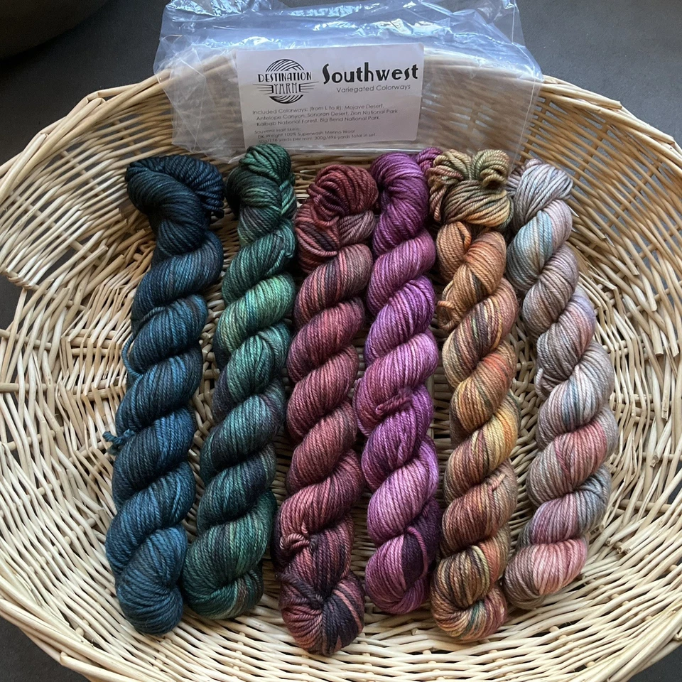 Mini’s de recuerdo de Destination Yarns Southwest Colorway Foto 1 de 1