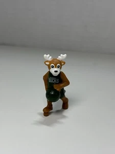 Kinder Joy NBA Mascota Edición Limitada 2023 Milwaukee Bucks - Bango Baloncesto - Imagen 1 de 5