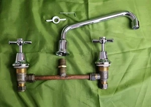 Double Kitchen Sink Tap and Spout set Tapware for Basin chrome NEW IN THE BOX - Picture 1 of 4