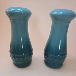 Le Creuset Salt And Pepper Shakers Turquoise Blue Stoneware - Picture 1 of 5
