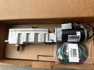 Montaje motor oscilante LCN SENIOR RH 9500 Series 710182 MANUF. # 710182-00 - Imagen 1 de 6