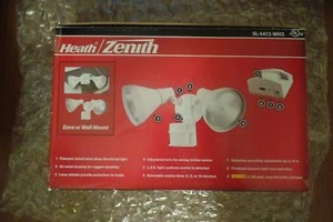 Heath Zenith 180-Degree Motion Sensor Activated Twin Security Light - Picture 1 of 2
