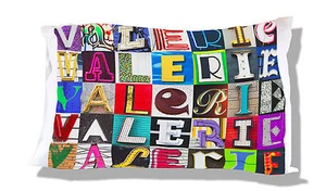 Funda de almohada personalizada con VALERÍA en fotos de letras de letrero reales - Imagen 1 de 1