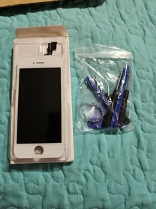 White iPhone 5S Display LCD Screen Touch Screen Digitizer Assembly With Tools - Picture 1 of 3