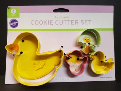 Wilton 4 piezas Cortadores de Galletas Pollito Familia Receta Pato Pascua Primavera Foto 1 de 4