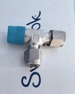 1PC Swagelok SS-400-3-4TMT card pipe joint - Picture 1 of 2