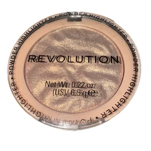 NWOB Makeup Revolution Highlight Reloaded Powder .22 Oz - Picture 1 of 3