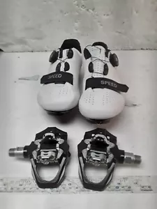 Speed Cycling Shoes with Veno Pedals. In Great Condition. Size 8 - Picture 1 of 16