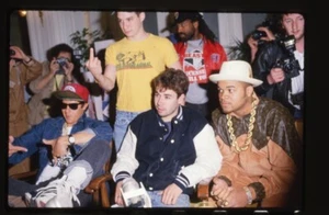 The Beastie Boys Hip Hop Group Candid 1987 Giving Finger Original Transparency - Picture 1 of 1