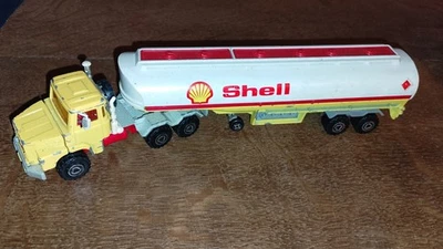 Majorette Scania 140 Turbo semi-remorque citerne Shell. 1/60 - Photo 1/4