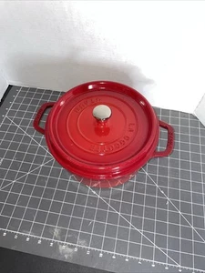 LA COCOTTE Staub Emaillierter Dutch Oven aus Gusseisen Made In France - sieht aus wie neu. - Bild 1 von 8