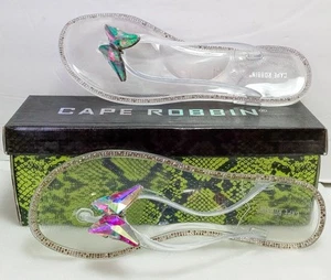 Cape Robbin Strass Schmetterling Flip Flop Pantoletten Sandalen durchsichtig Gelees 9 Navi - Bild 1 von 12