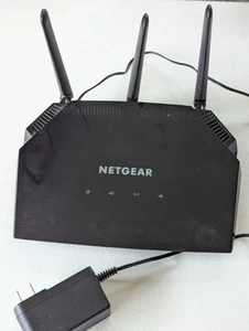 Netgear AC1750 Inteligentny router WiFi - Zdjęcie 1 z 3