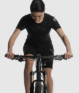 M New ASSOS Women’s TRAIL OFF-ROAD T3 S/S Cycling Jersey SCHWARZWALD GREEN - Picture 1 of 10