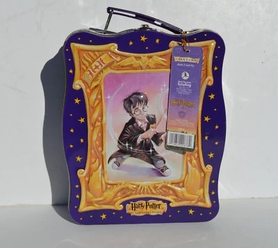 LONCHERA/ESTUCHE DE TRANSPORTE WARNER BROS 2000 HARRY POTTER DE METAL 3D CON ETIQUETA ORIGINAL  Foto 1 de 4