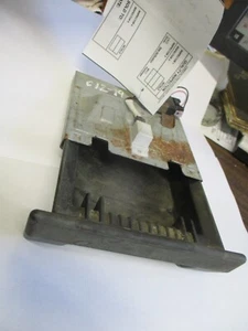 92 Pathfinder Ash Tray w/ Bracket & wiring 87-95 - Bild 1 von 4