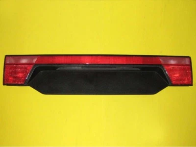 Alfa Romeo 155 задняя панель / задний фонарь в сборе посередине. Новый из старых запасов - Изображение 1 из 2