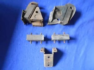 Original BMC Austin Healey 100-6 3000 Engine Mounts 5 Pieces Brackets/Rubber Mts - Bild 1 von 10