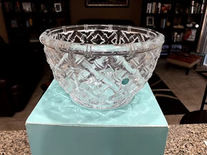 Tiffany & Co 9" Dia. Crystal heirloom fruit BOWL, Original Box German Made - Picture 1 of 9