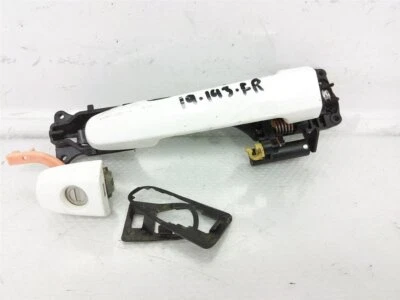 2004-2007 Toyota Highlander Front Passenger Exterior Door Handle 69217-42020-G6 - Image 1 of 4