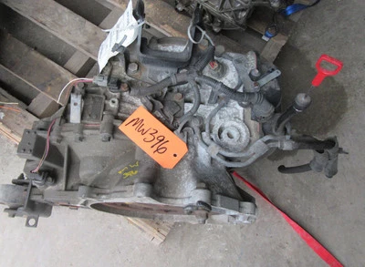 AUTOMATIC TRANSMISSION 2.7L ENGINE MOTOR V6 for 03 04 05 06 HYUNDAI TIBURON GT - Image 1 of 4