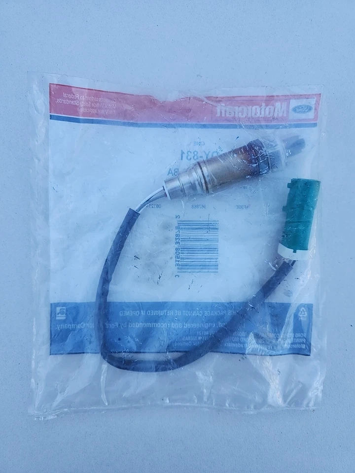 NUEVO OEM FORD MOTORCRAFT O2 SENSOR DE OXÍGENO DY-831 F88Z-9F472-BA Econoline Van Foto 1 de 2