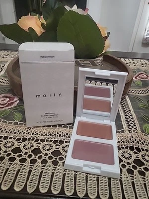 Mally Get Cheeky All Over Cheek Duo Tono Loco por Malva Cada Sartén 4,8 g Nuevo en Caja🆕️💯 Foto 1 de 4
