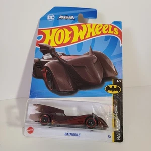 Hot Wheels DC Comics Batman Movie Batmobile (rot) 137/250 - Bild 1 von 2