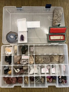 Huge assorted lot of crystals, gemstones, stones - tumbled and raw crystal lot - Picture 1 of 19