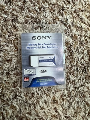 NEW Sony MSAC-M2 Genuine Camera Memory Stick Duo Adaptor / Adapter FREE SHIPPING - Image 1 of 2