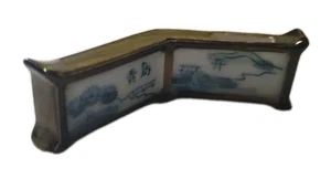 Mini palillo de dientes vintage azul y blanco baratija coleccionable tema asiático - Imagen 1 de 7
