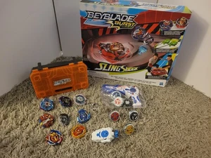 Pacchetto Beyblade Burst Turbo Arena - Foto 1 di 21