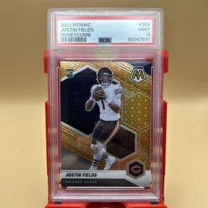 PSA 9 SSP RC JUSTIN FIELDS HONEYCOMB PRIZM ROOKIE #304 2021 Mosaic - Bild 1 von 3