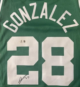 Hugo Gonzalez Signed Autographed Boston Celtics Jersey Beckett COA - Picture 1 of 5