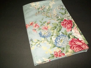 Vintage Blue Floral Calico Fabric Remnant Cotton Sewing Quilting DIY Crafts 1yd+ - Picture 1 of 2