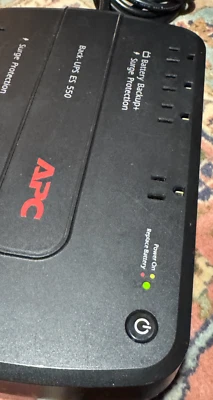 APC UPS: 550VA  120V BE550G universal power supply - Image 1 of 4