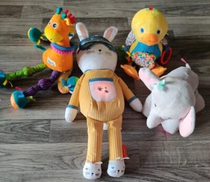 Fisher-Price Hoppy Dreams chupete y entrenador de sueño conejito EricCarle Lamaze lote de 4 - Imagen 1 de 23