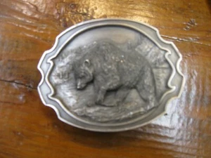 Vintage 1984 Grizzly Bear Belt Buckle #E-30 by Siskiyou Co. Williams Oregon - Picture 1 of 3